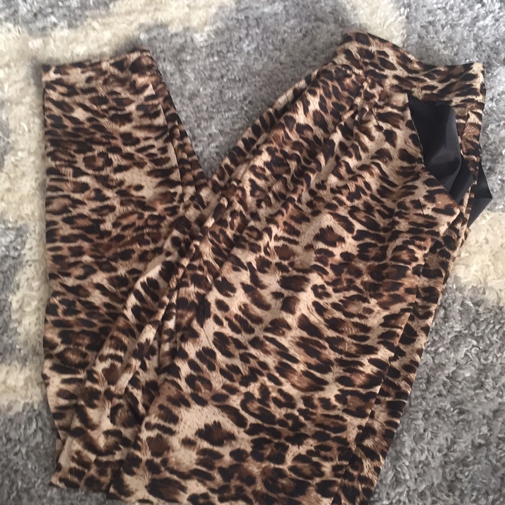 Leopard joggers